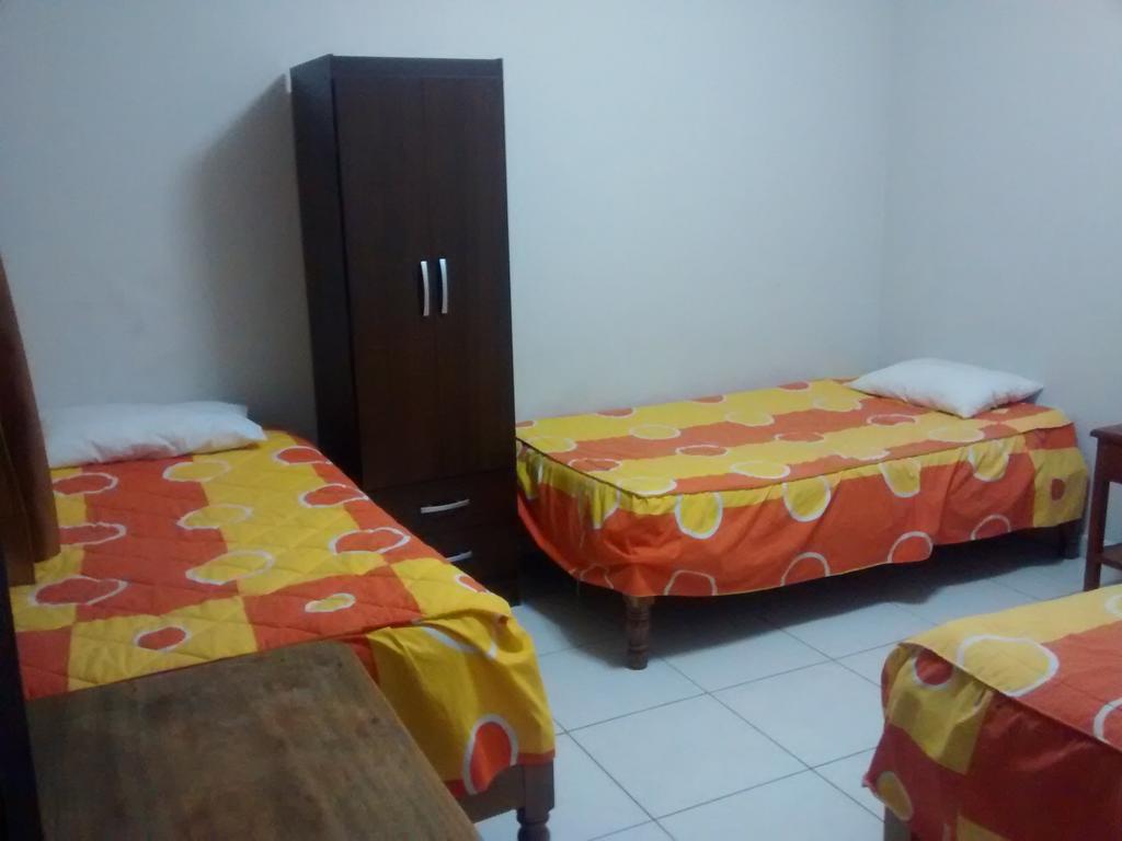 Hostal Verona Arequipa Bilik gambar